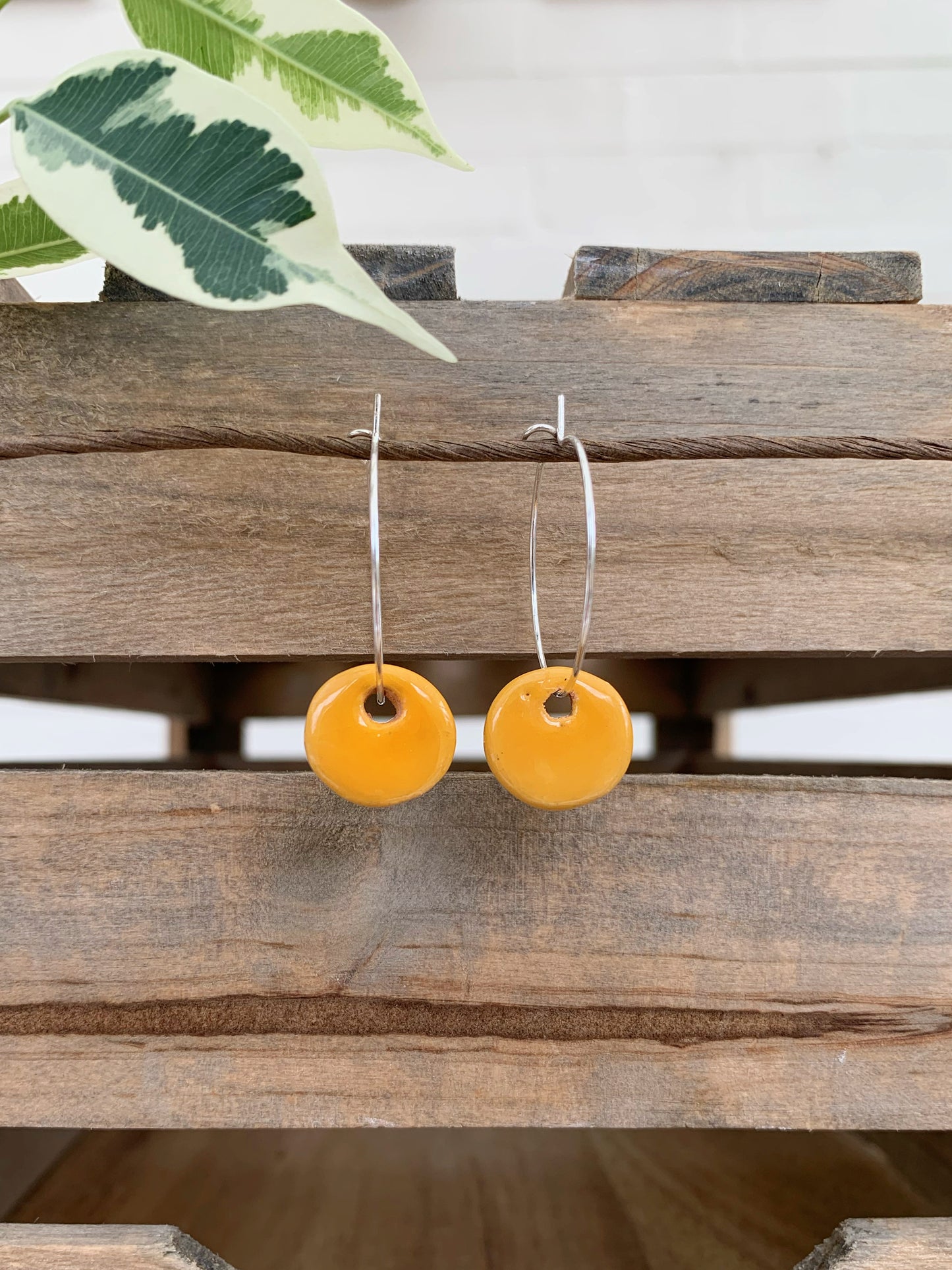 YOLK MOON EARRINGS (SMALL)
