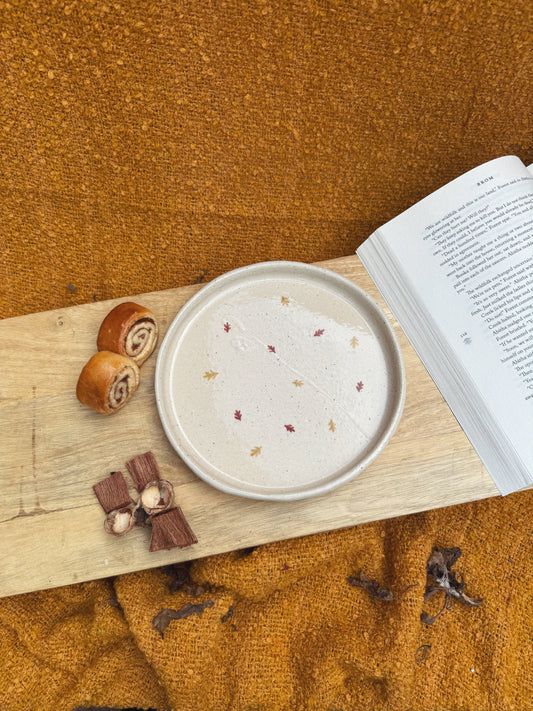FALLING LEAF PLATES