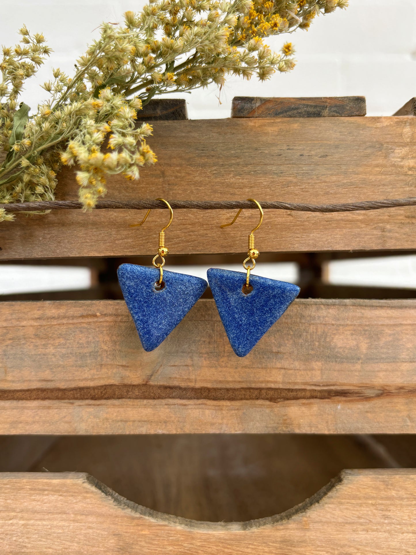 THISTLE TRIANGLE EARRINGS