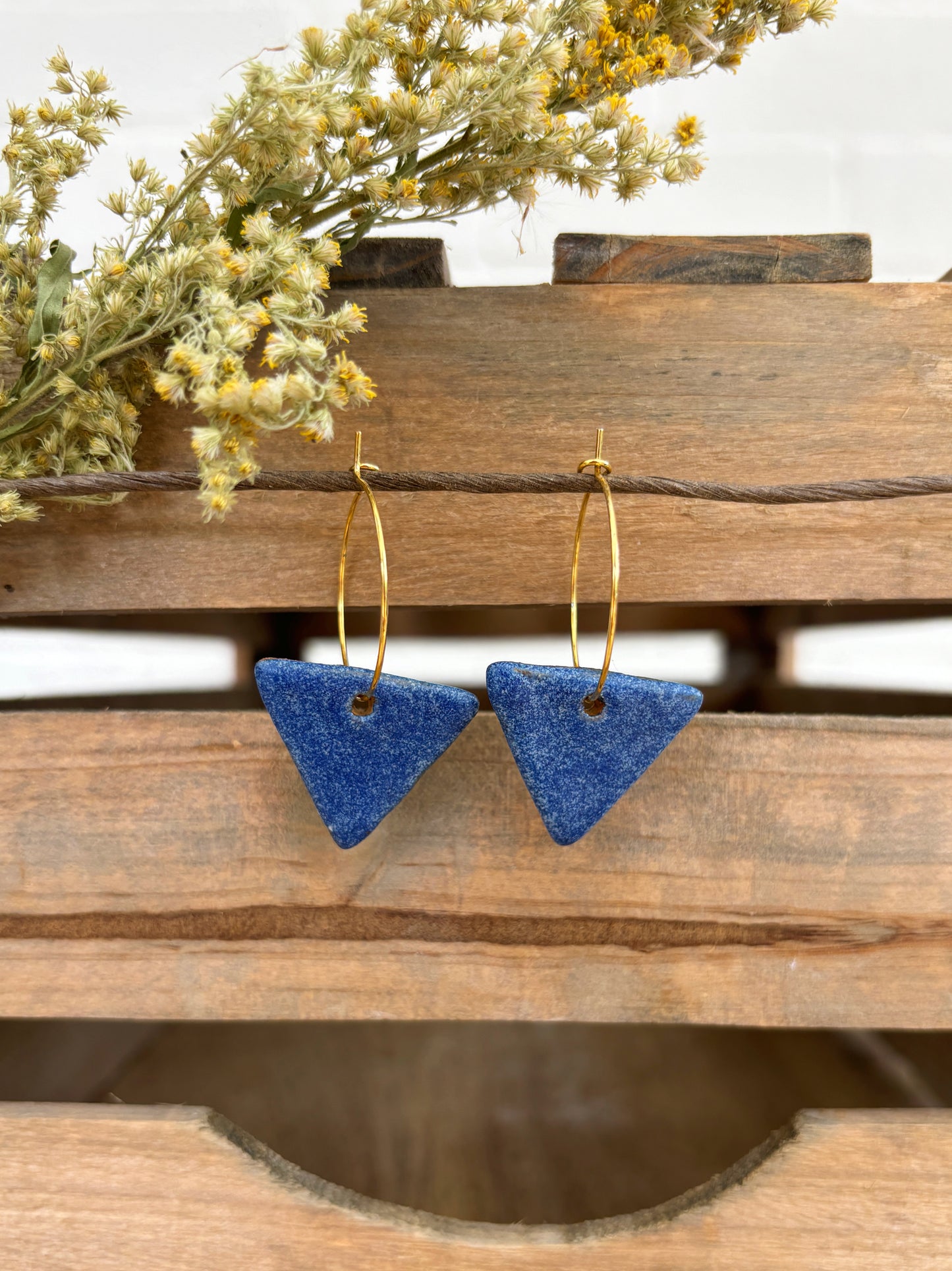 THISTLE TRIANGLE EARRINGS