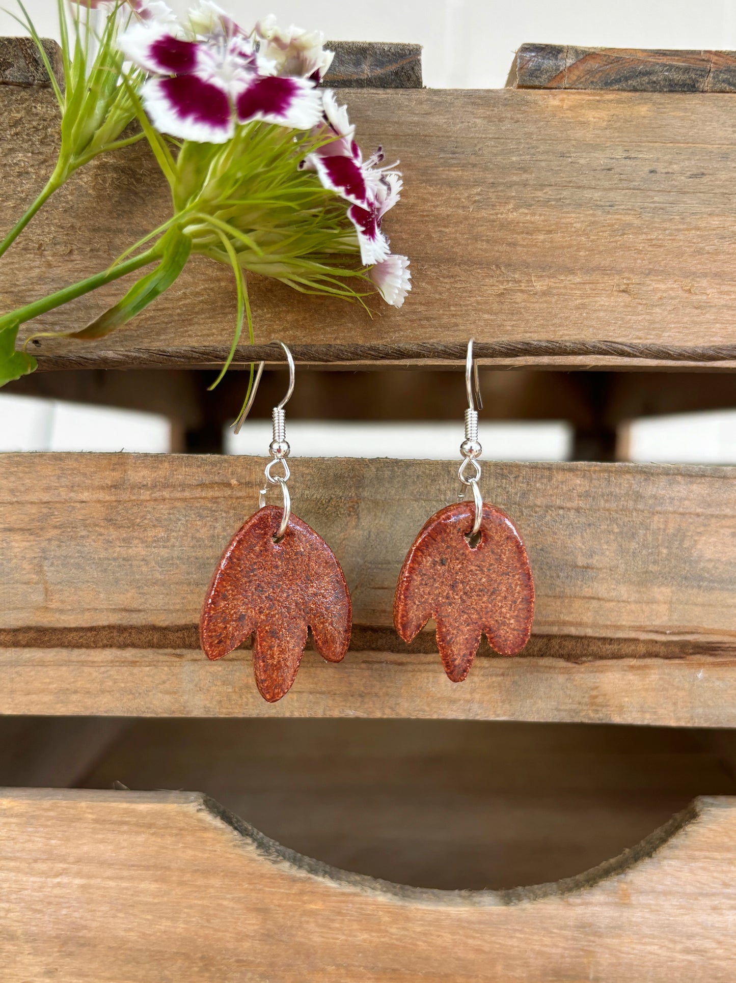 OAK TULIP EARRINGS