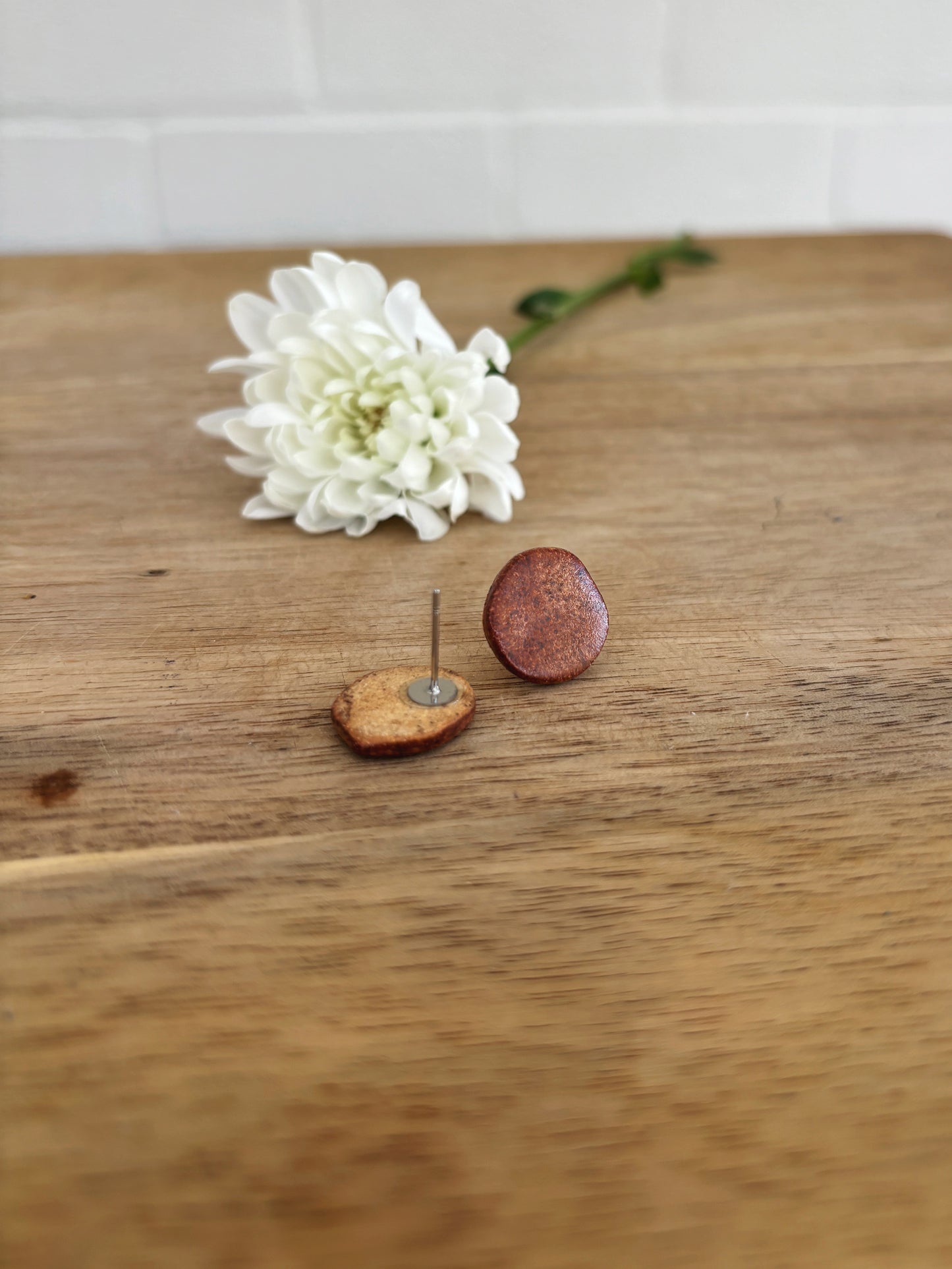 OAK MOON STUDS (SMALL)