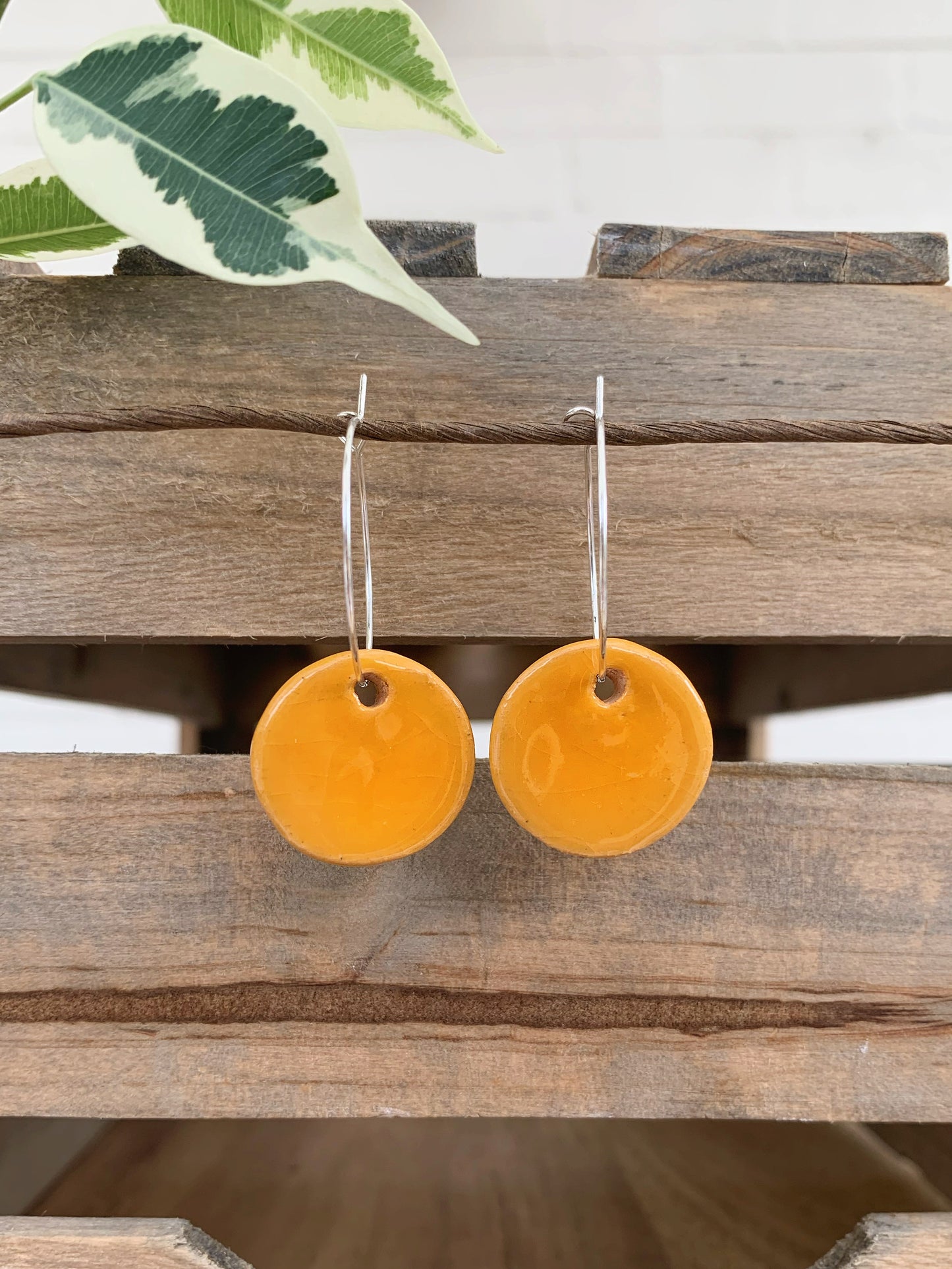 YOLK MOON EARRINGS (MEDIUM)