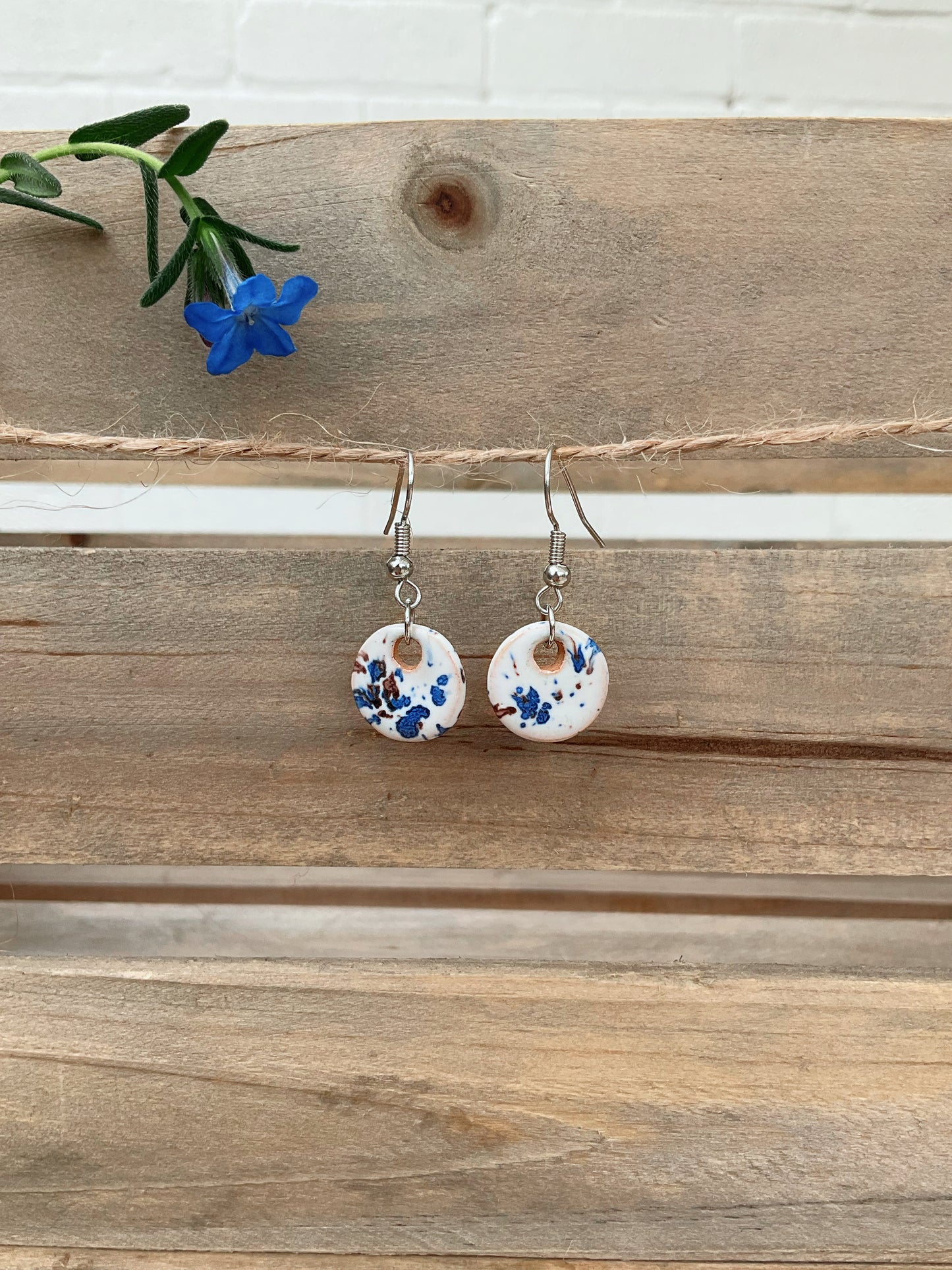 CONFETTI MOON EARRINGS (SMALL)