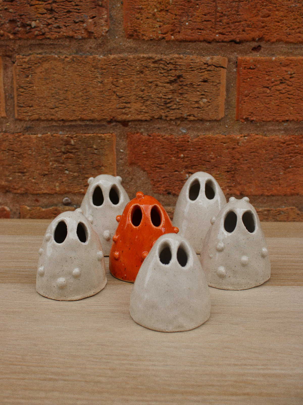Knobbly Cream Ghosties