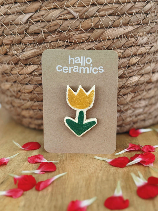 BUTTER TULIP BROOCH