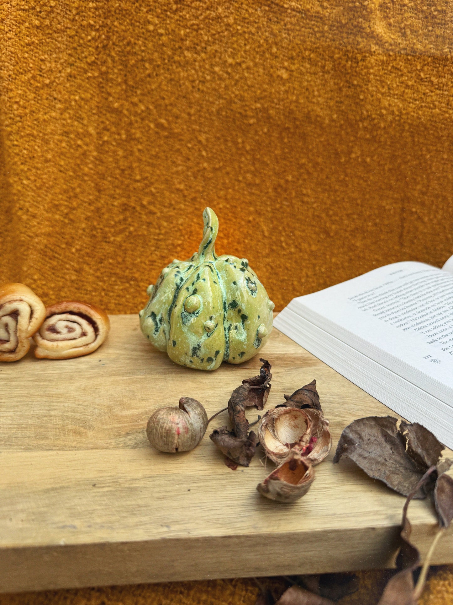 KNOBBLY LIME PUMPKIN