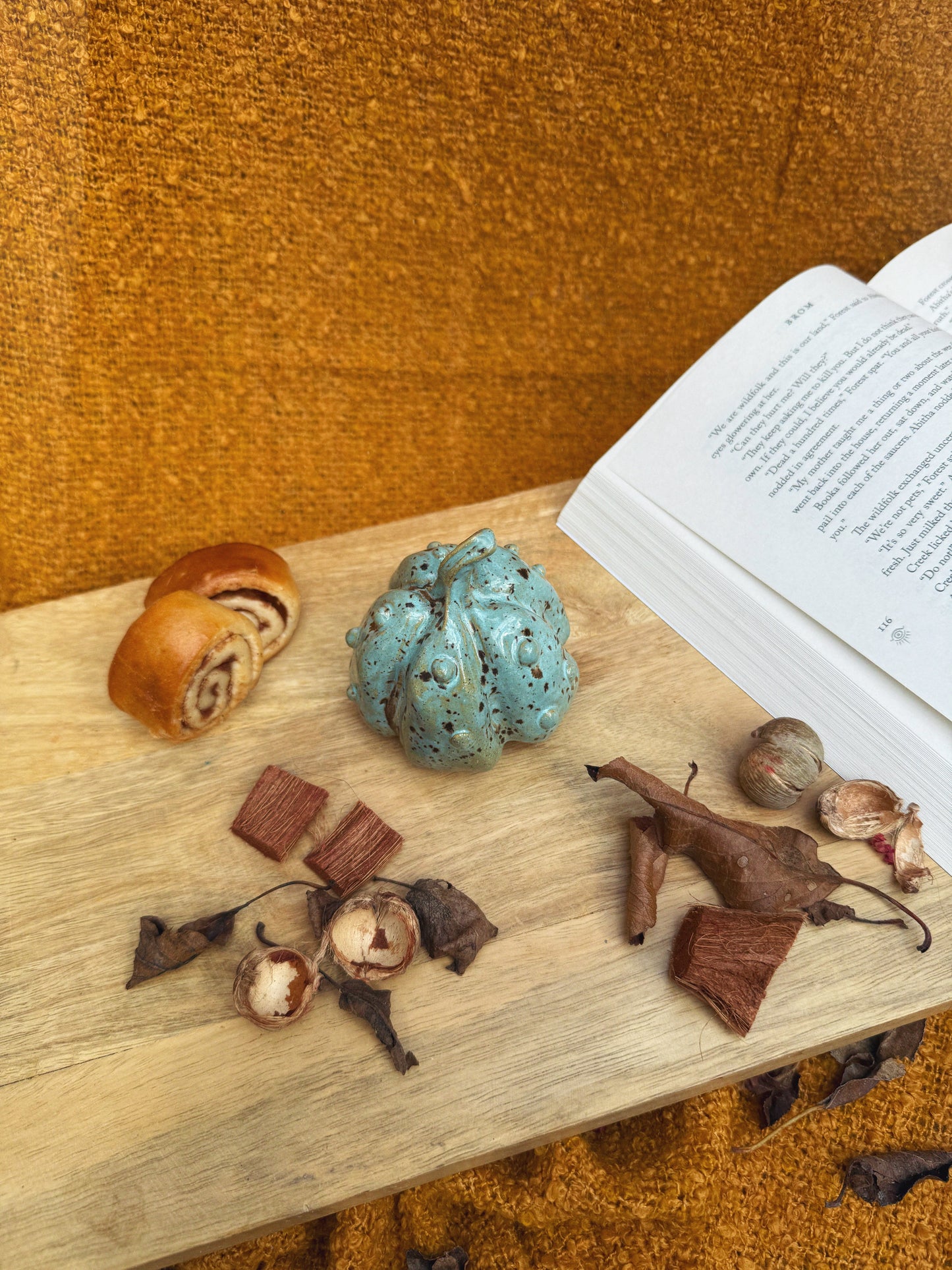 KNOBBLY QUAIL PUMPKIN