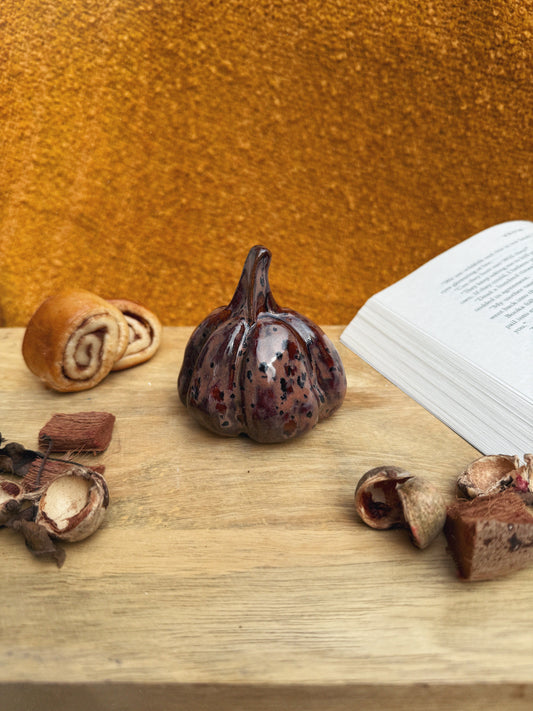PLUM PUMPKIN